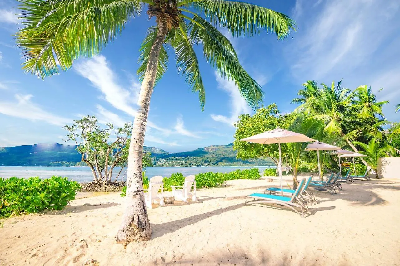 Pineapple Beach Villas Baie Lazare