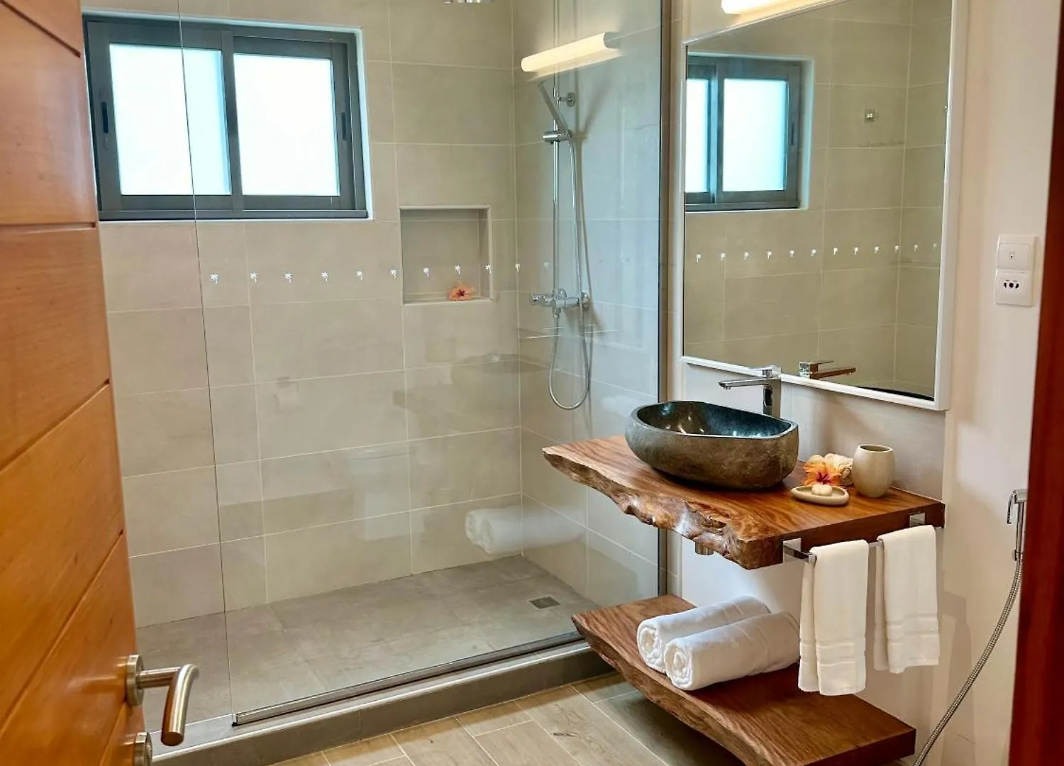Pineapple Beach Villas Baie Lazare  Appartement